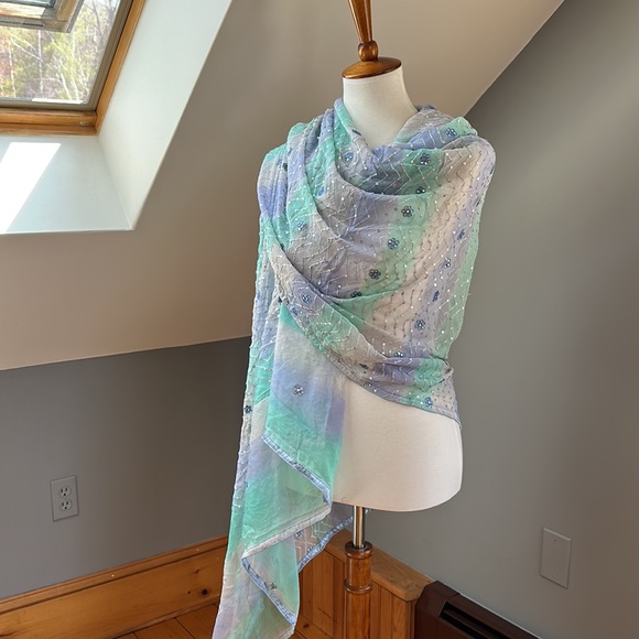 Vintage Ombré Ocean Sequined Wrap - Picture 10 of 13
